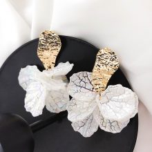 Korean White Shell Flower Petal Drop Earrings For Women 2019 New Statement pendientes Trendy Jewelry